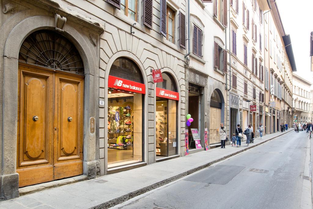 Vigna2 - Big 2 Bedroom Apartment In Florence Center Bagian luar foto